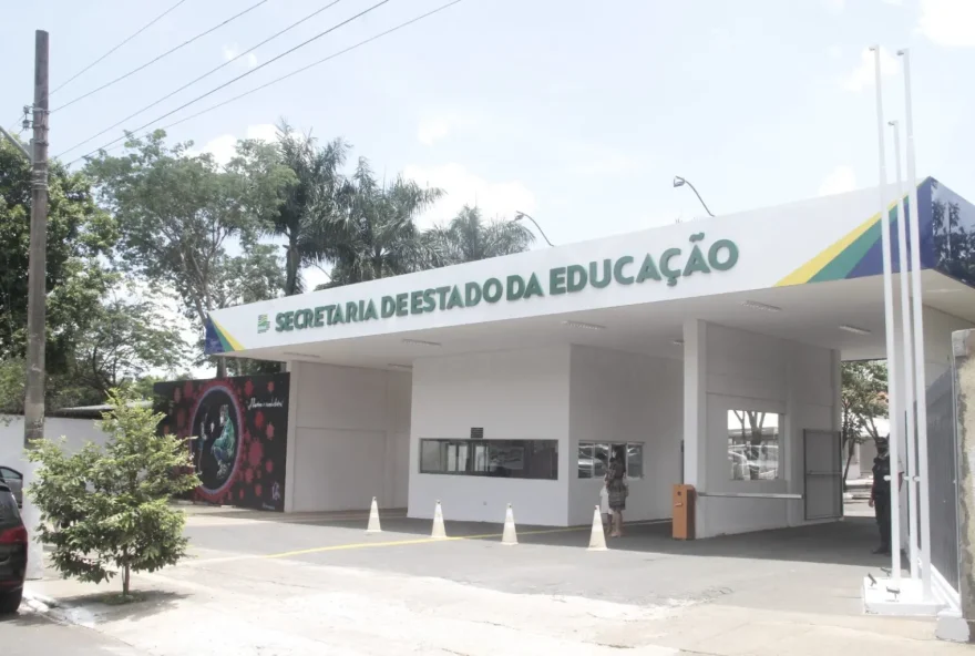 Secretaria-da-Educacao-fachada-1536x1023.jpg