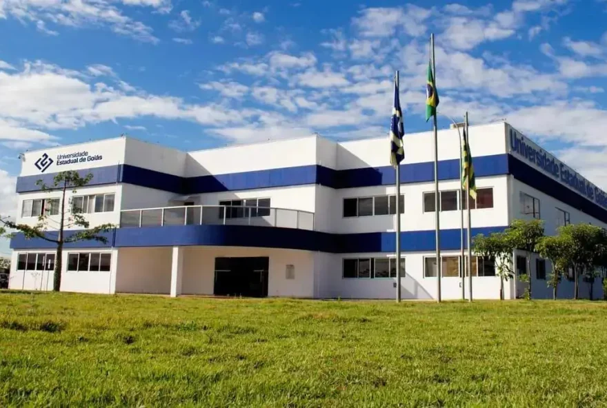 Universidade Estadual de Goiás recebe inscrições para seleção que visa preencher vagas remanescentes na graduação: processo é gratuito (Foto: UEG)