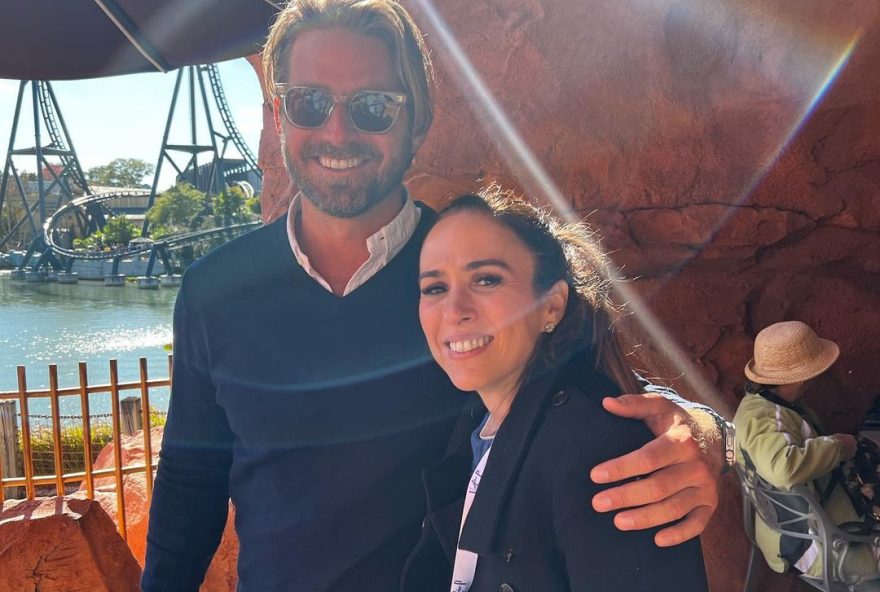 Tatá Werneck encontra “falso” Bradley Cooper nos Estados Unidos