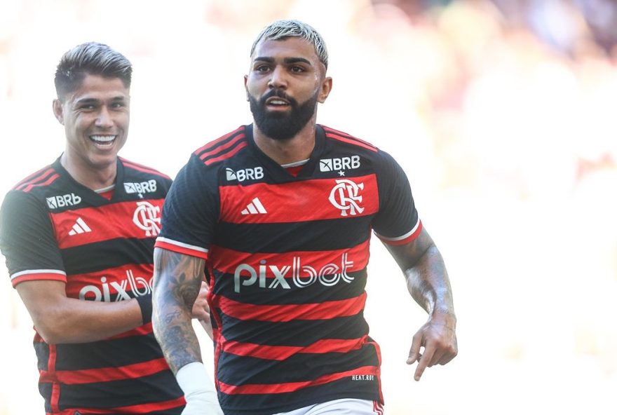 O atacante Gabriel Barbosa, mais conhecido como Gabigol, está liberado para voltar a jogar pelo Flamengo. 
(Foto: Instagram )