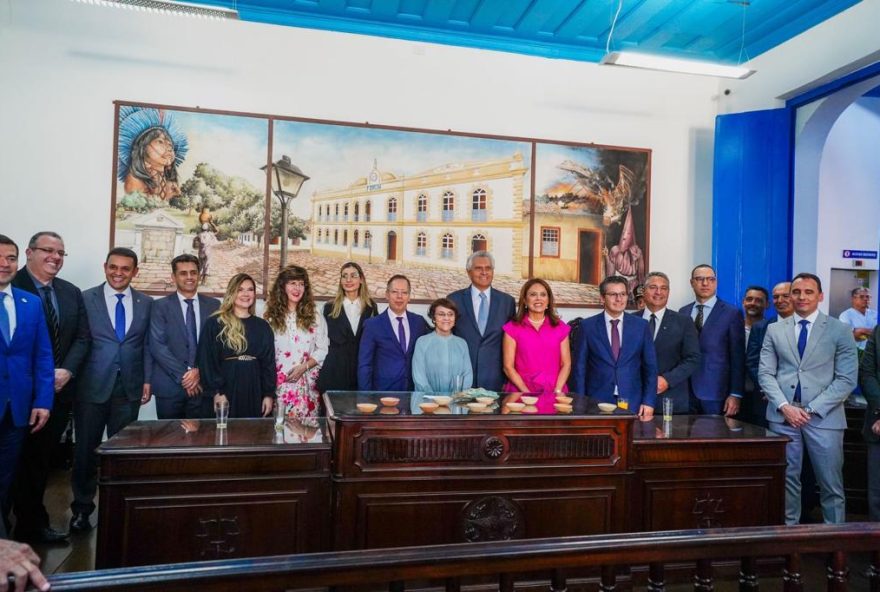 Governador Ronaldo Caiado visita sede de órgãos do sistema de Justiça durante transferência da capital para a cidade de Goiás 
(Foto: Reprodução/ Hegon Corrêa)