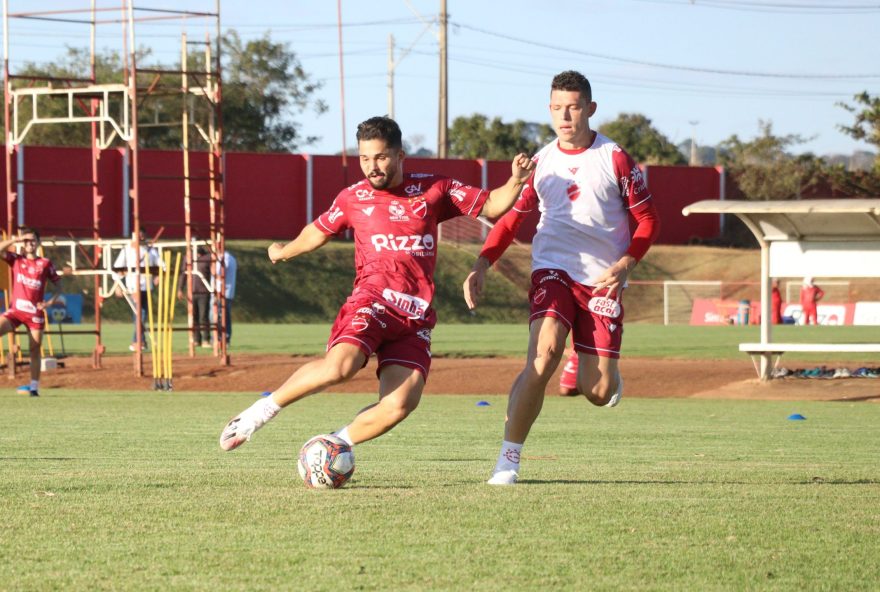 Treinamento do Vila Nova para o jogo da Copa Verde