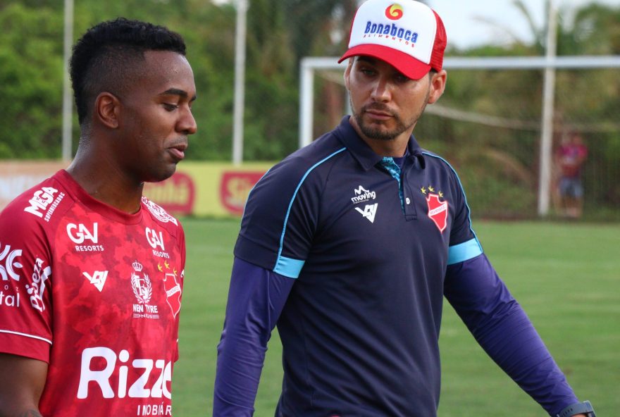 Treino do Vila Nova, antes de jogo pela Série B