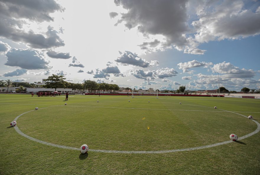 Treino em preparação para Atlético-GO x Vila