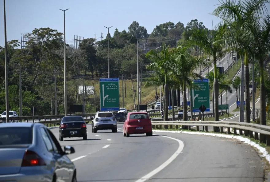 VIAS-E-SINALIZACAO-FESTA-DE-TRINDADE-3-1536x1025.jpg