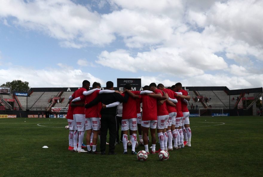 Vila Nova jogadores antes da Copa Verde