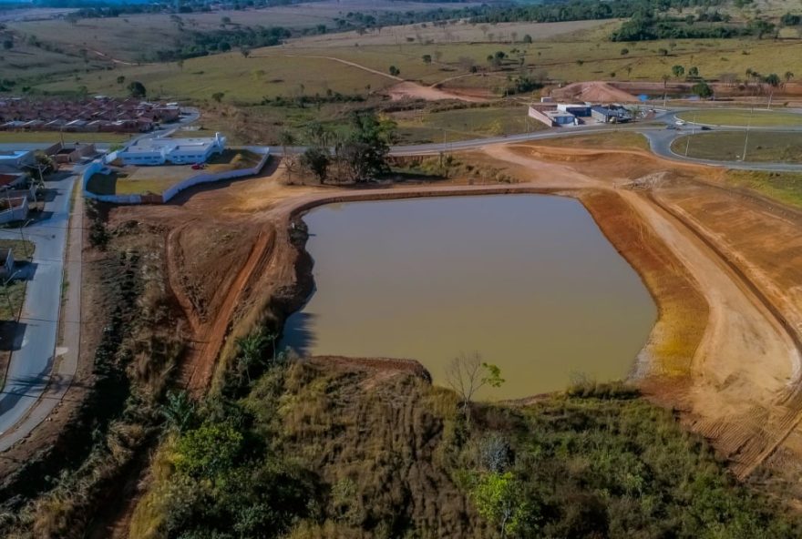 Reajuste de 23,6% da conta de água estaria compensando três anos sem atualização, de acordo com Sanesc. (Foto: Prefeitura de Senador Canedo)