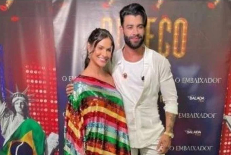 Gusttavo Lima e Andressa Suíta durante show / Foto: Reprodução