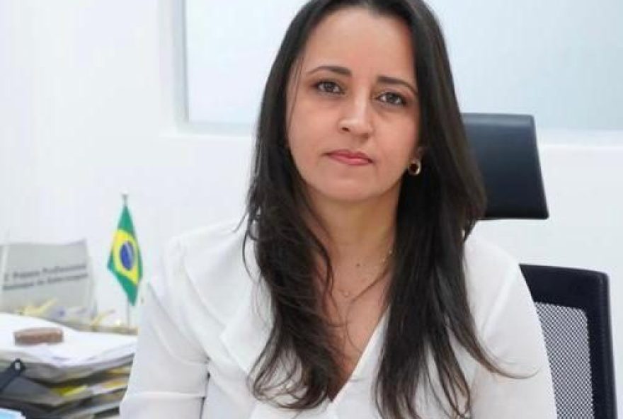 Superintendente de Vigilância em Saúde, Flúvia Amorim. (Foto: Brito/ SES-GO)