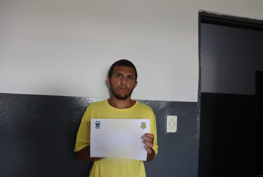 Tiago Lopes, de 26 anos, preso por estupro de vulnerável em Goiânia. (Foto Divulgação Polícia Civil )