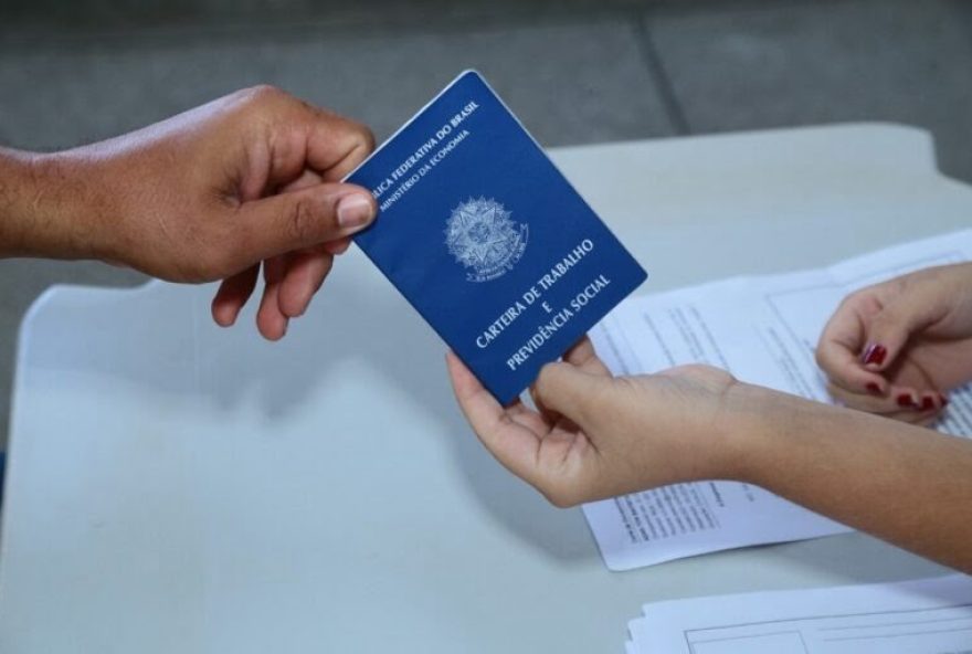 São ofertadas 111 motorista entregador e 104 movimentador de mercadoria. (Foto: Reprodução/Prefeitura de Aparecida de Goiânia)