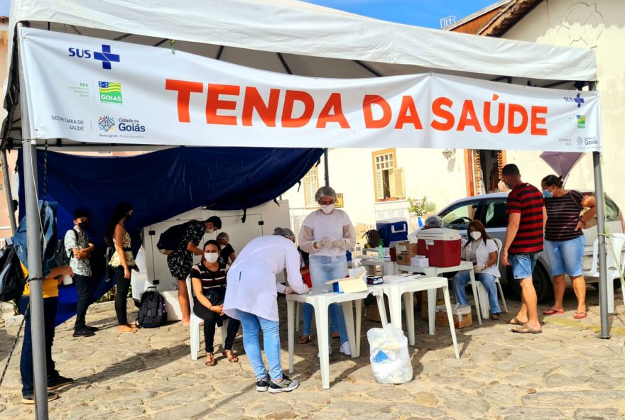 Cidade de Goiás realiza testagem e vacina população durante o FICA (Foto: Dagmar Talga/ ASCOM)