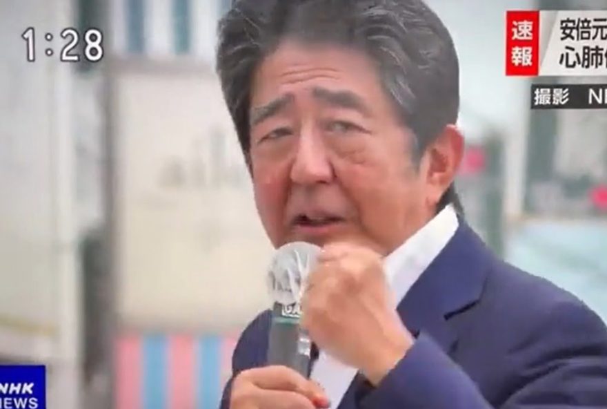 Shinzo Abe ex-premiê Japão