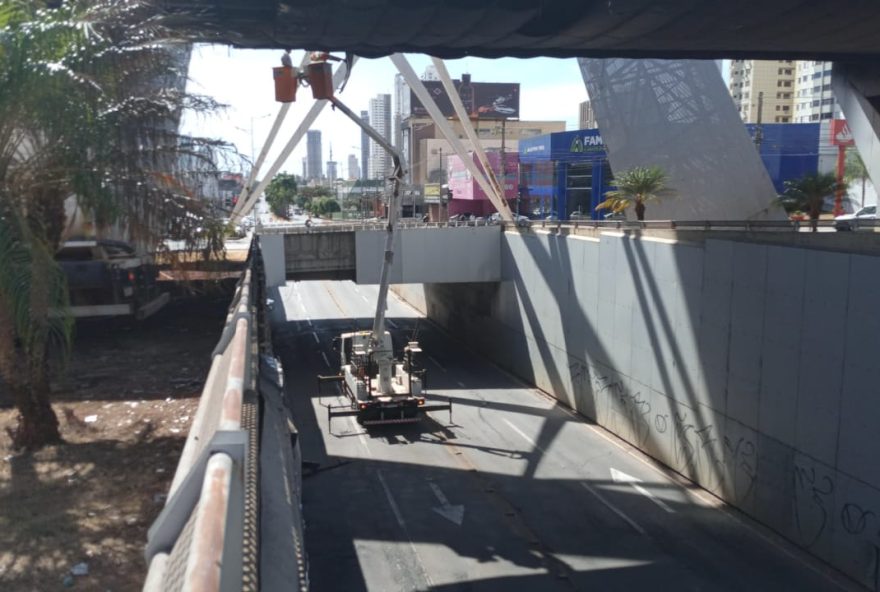 Prefeitura libera tráfego na trincheira do Viaduto João Alves de Queiroz (Foto: Divulgação SMM)