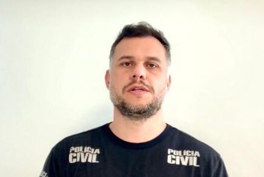 O pai das crianças informou que os filhos ficaram com os avós maternos, durante o dia, pois a guarda era compartilhada. Mas ao chegar em casa e encontrar o próprio filho morto Foto: Reprodução Policia Civil