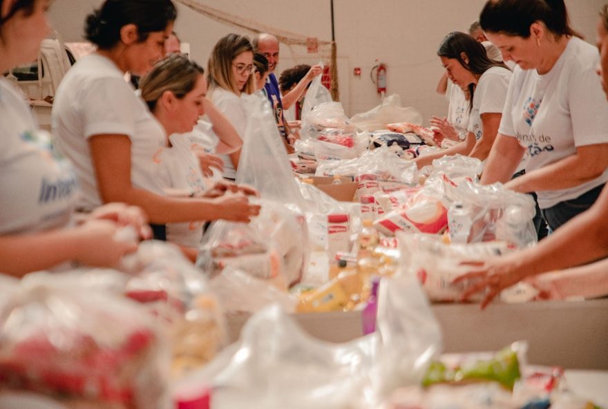 Alimentos arrecadados no Arraiana serão doados à famílias carentes (Foto: Divulgação / Secom Aápolis)