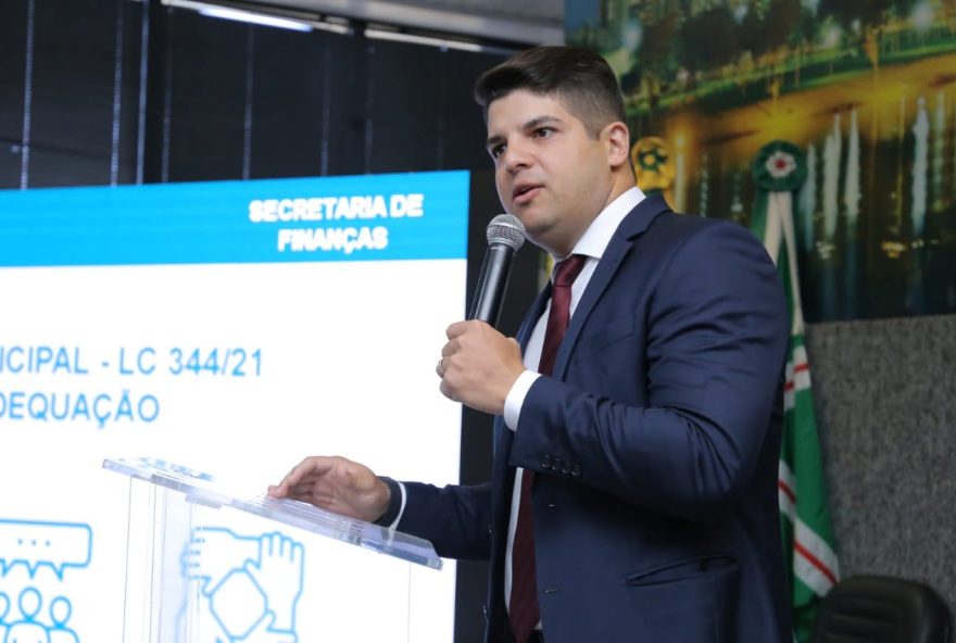 secretário municipal de Finanças, Vinícius Henrique Pires Alves fala sobre as mudanças que a prefeitura de Goiânia vai propor (Foto: Divulgação / Secom)