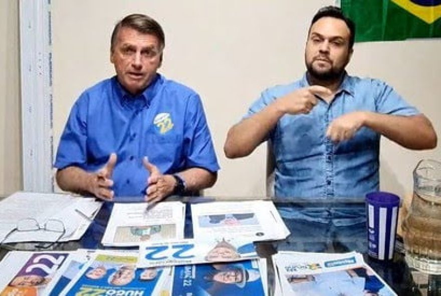 Bolsonaro faz live 