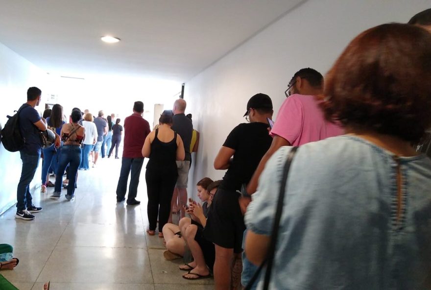 fila de votação Eleições Goiás