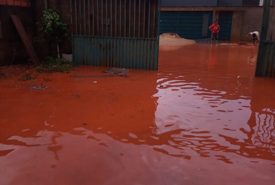 Segundo o Inmet, a chance de chuva para a tarde e a noite de hoje é de 80%. (Foto: Divulgação/CBMGO)