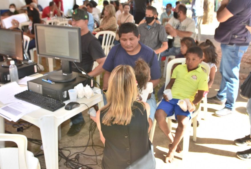 Migrante venezuelano em atendimento durante Feirão de Empregos