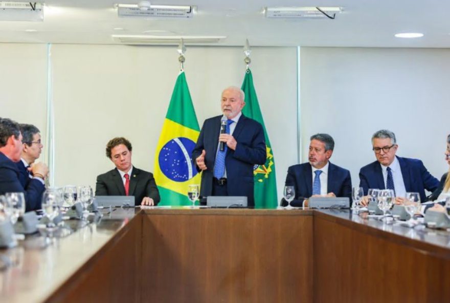 Lula agradeceu a aprovação rápida pelos parlamentares do decreto de intervenção e a cobertura da imprensa.