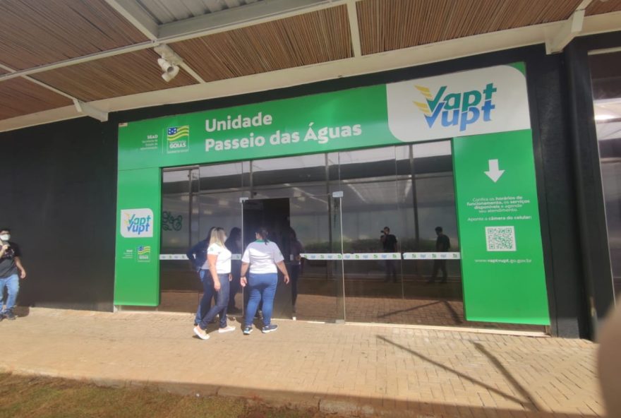 Durante reforma, usuário do Vapt Vupt do Shopping Passeio das Águas pode buscar atendimento presencial em uma das outras 11 agências de Goiânia
(Foto: Sead)