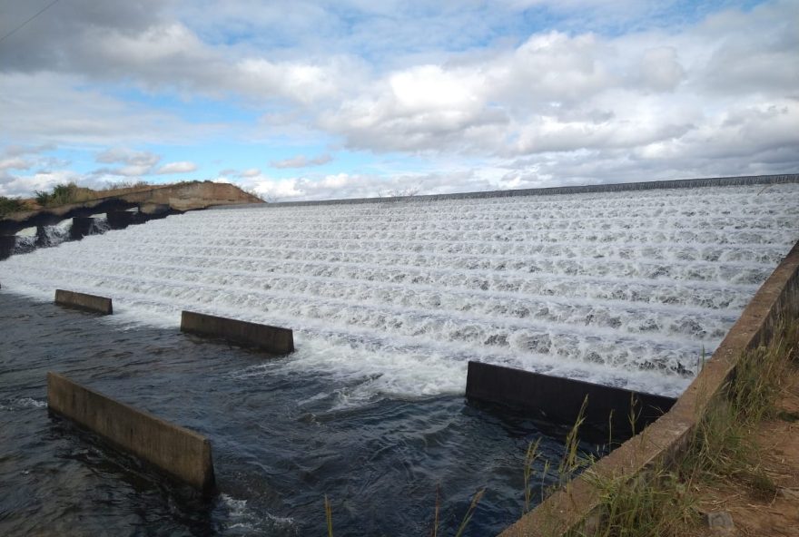 Barragem do Rio Paranã, no Nordeste do Estado, passa por obras de revitalização 
(Foto: Divulgação/Seapa)