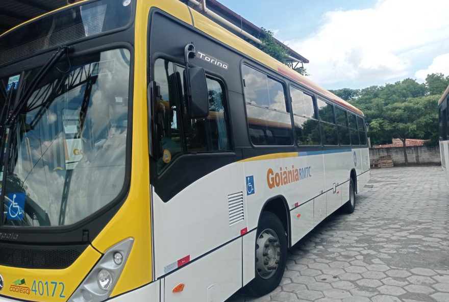 Cootego adquire 20 novos ônibus que devem entrar em operação neste mês