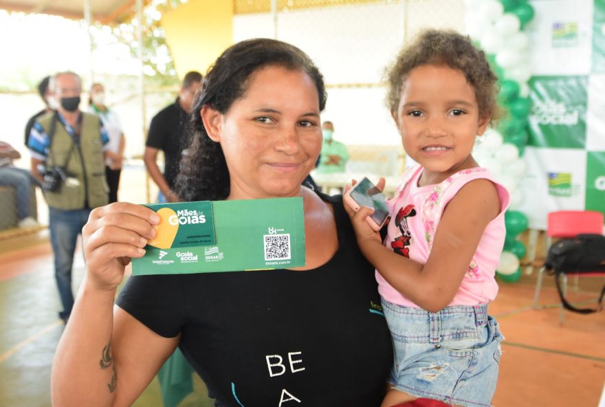 Governo de Goiás atualiza mais de 80% dos inscritos no CadÚnico