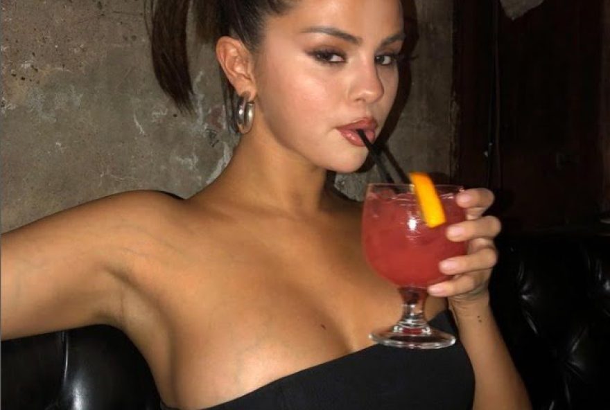 A cantora e atriz, Selena Gomez teve um crescimento exponencial de cerca de sete milhões de seguidores no Instagram, se tornando a mulher mais seguida na rede