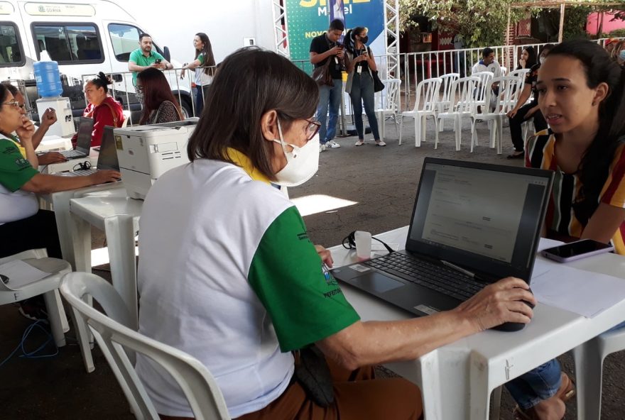 Trabalhadores podem se candidatar às oportunidades de trabalho, pessoalmente, na unidade do Sine, na Rua 1, Setor Central, ou pelo aplicativo prefeitura24horas (Foto: Sedec)