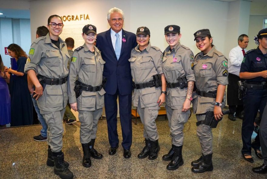 Governo de Goiás reúne autoridades da segurança pública e desenvolvimento social para o combate à violência contra a mulher