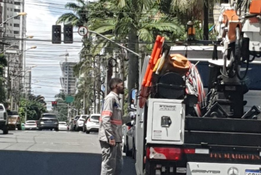 SMM pede cuidado no tráfego nos cruzamentos das vias no setor Bueno. (Foto: Divulgação/SMM)