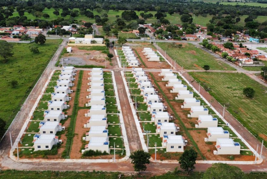 Conjunto de casas em Aruanã