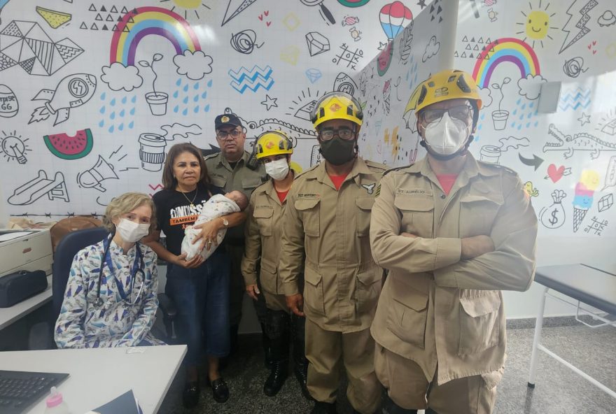 Homem abandona bebê no carrinho em Goiânia