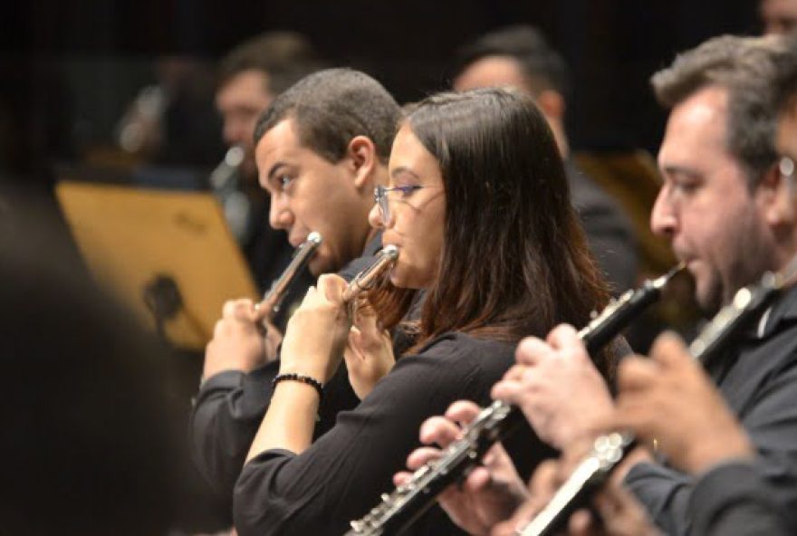 Orquestra Sinfônica Jovem de Goiás realiza concerto no Teatro Escola Basileu França, no Setor Universitário: com entrada gratuita, o espetáculo terá a participação da pianista Ana Flávia Frazão. (Foto: Divulgação/Secom)