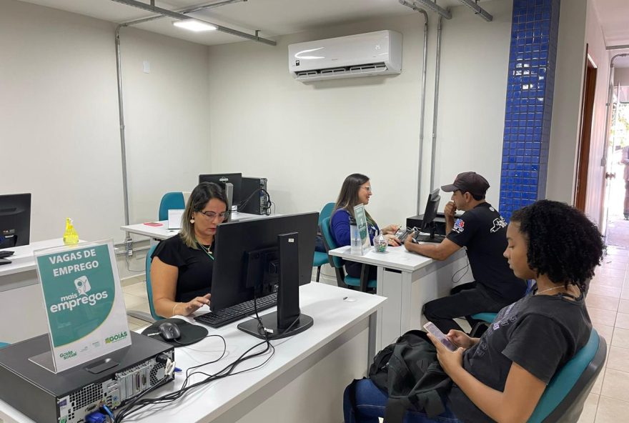 Semana começa com mais de 300 vagas de emprego em Aparecida (Fotos: Retomada)