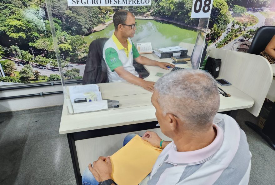 Sine Goiânia oferece 985 vagas de empregos, nesta terça-feira,17: oportunidades são para atendente de telemarketing (500), consultor de vendas (60), atendente de farmácia (50), atendente de lanchonete (46), auxiliar de limpeza (40), servente de limpeza (21), dentre outras