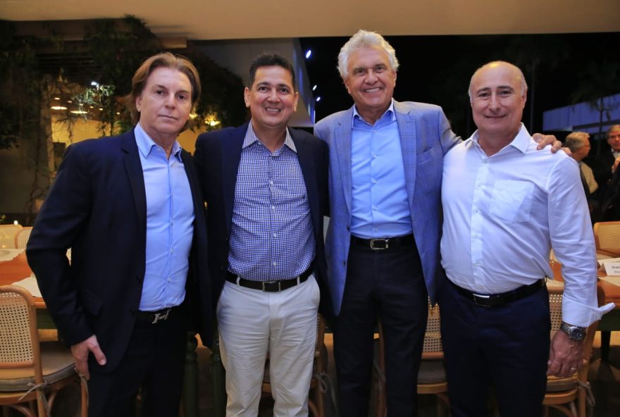 Empresários promovem jantar em apoio ao governador Ronaldo Caiado; secretário-geral de Governo, Adriano da Rocha Lima; e de Indústria e Comércio, Joel Sant’Anna Braga Filho, também participam de encontro com setor produtivo.
(Foto: André Saddi)