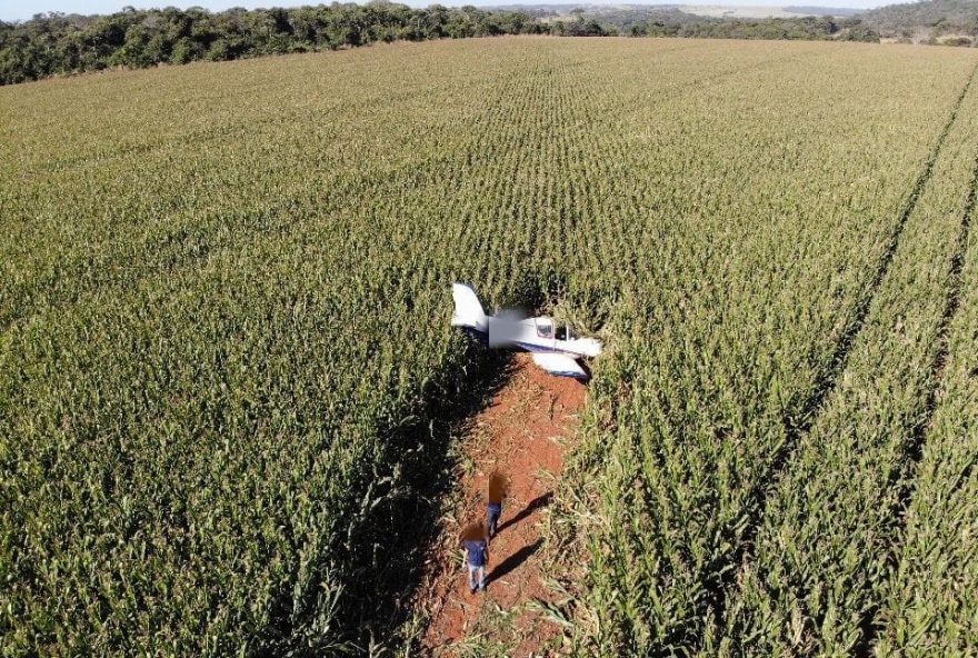 Piloto de aeronave faz pouso forçado em zona rural de Luziânia