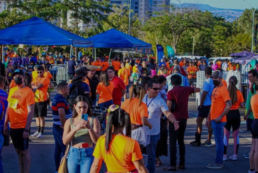 Com apoio da Prefeitura de Goiânia, 2ª edição do Circuito Junino será realizada neste sábado,17, ao lado do Paço Municipal: evento conta com programação junina e corrida de rua com largada às 18h, na Avenida do Cerrado, Park Lozandes
(Foto: Reprodução/Jornal O Popular)