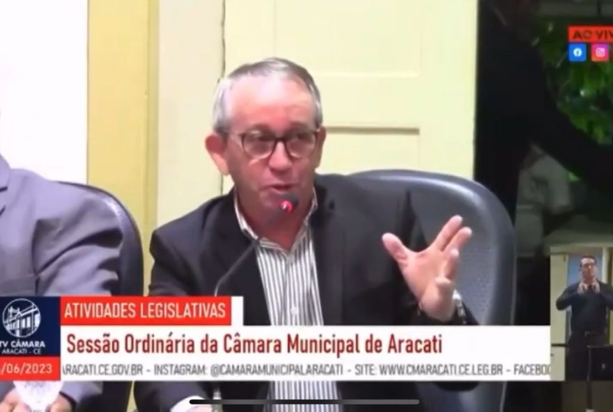 O parlamentar responsável pela interrupção da sessão foi o vereador Francisco Rocha (Foto: Reprodução/Câmara Municipal de Aracati)