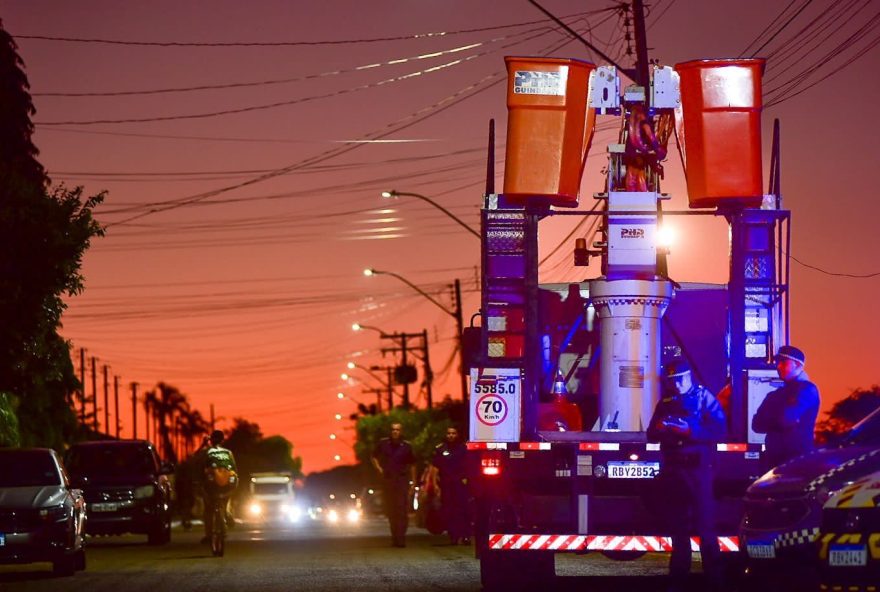 Goiânia implanta 24 mil luminárias de LED na capital