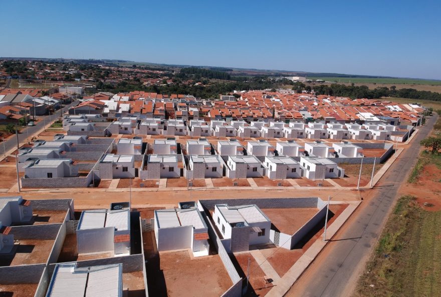 Agehab promove a política habitacional do Estado de Goiás. Processo seletivo busca arquitetos, engenheiros, advogados e assistentes social; salários variam de R$ 5 mil a R$ 11,2 mil
(Foto: Agehab)