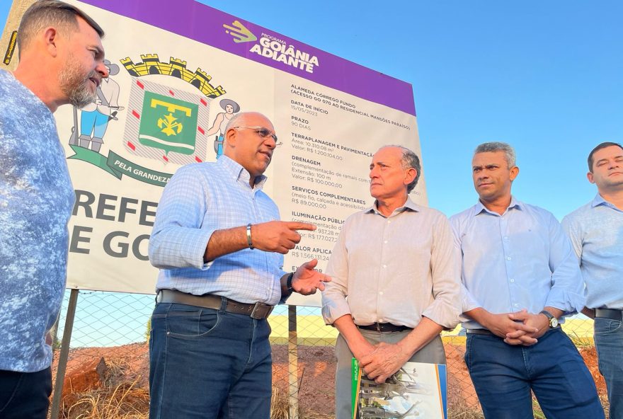 Prefeito Rogério Cruz realiza mais uma rodada de vistorias por obras em Goiânia e destaca diálogo com a população: “A Prefeitura está de portas abertas para atender a todos”
(Fotos: Jackson Rodrigues)