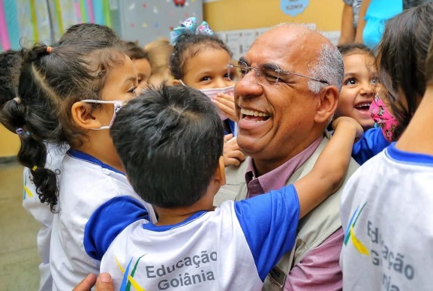 Prefeitura de Goiânia volta às aulas com entrega de revitalização do Cmai Brasil di Ramos Caiado nesta quinta-feira, 3: de valorizar o trabalho desenvolvido pelos profissionais e promover um espaço cada vez mais acolhedor aos estudantes”, ressalta secretário municipal de Educação, Rodrigo Caldas (Foto: Marina Amorim/SME)