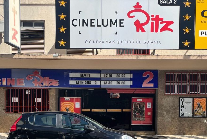 Fundado na década de 90, o cinema seguia exibindo filmes do circuito comercial em suas duas salas, com capacidade para quase 500 pessoas (Foto: Fábio Augusto/Diário do Estdo)