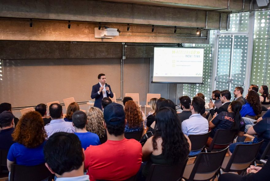 Empreendedores conhecem as regras de programas de apoio a novos negócios inovadores em Goiás
(Foto: Secti)