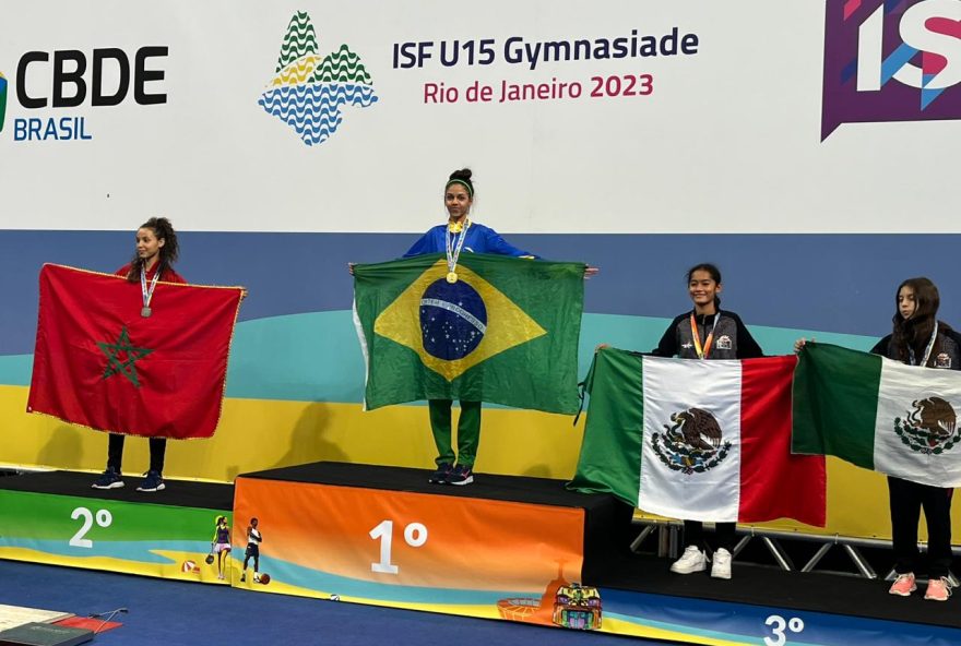 Estudante da rede estadual de educação conquista título mundial de Taekwondo